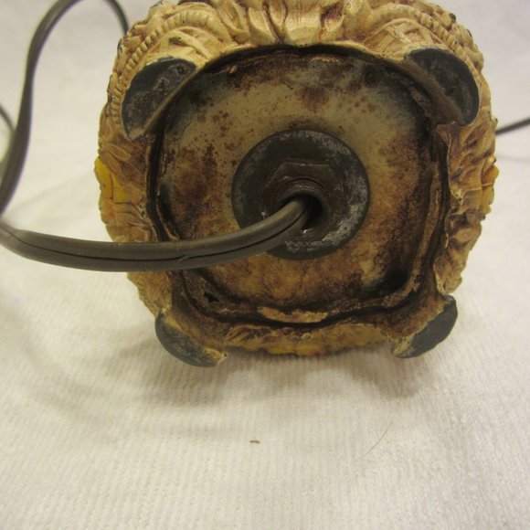 VTG MCM SMALL ACCENT LAMP,VASE STYLE W/ROSE MOTIF - Picture 12 of 13